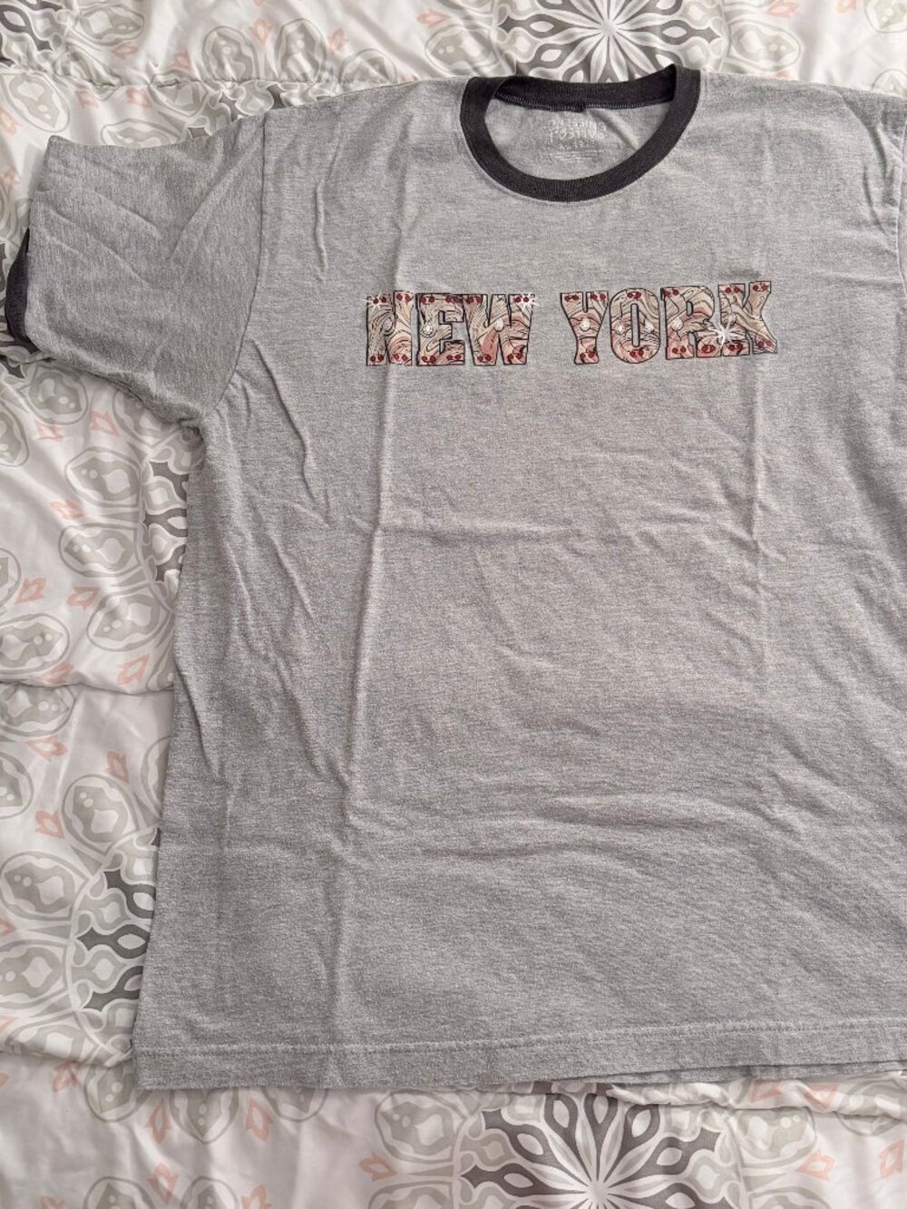 Gilmore Girls inspired NEW YORK T-Shirt Unisex Size XL Dressing Festive Gray